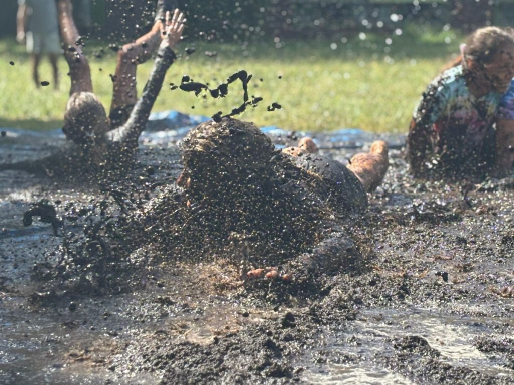 Jaarlijkse modderdag op 't Kasteel